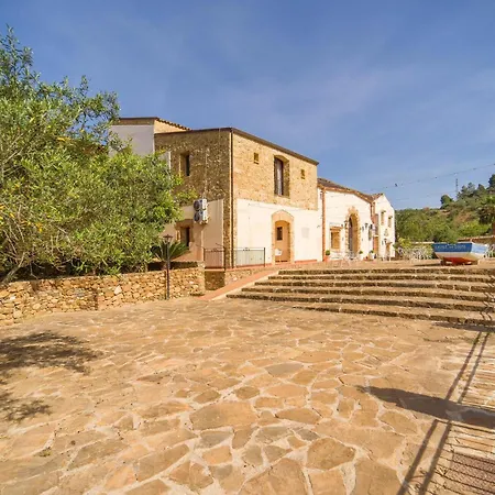 Nyaraló Casale Del Golfo Alcamo